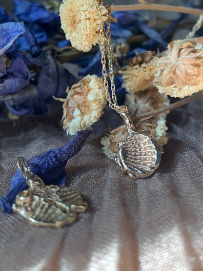 Undine Charm